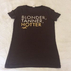 Hollister Graphic Tee